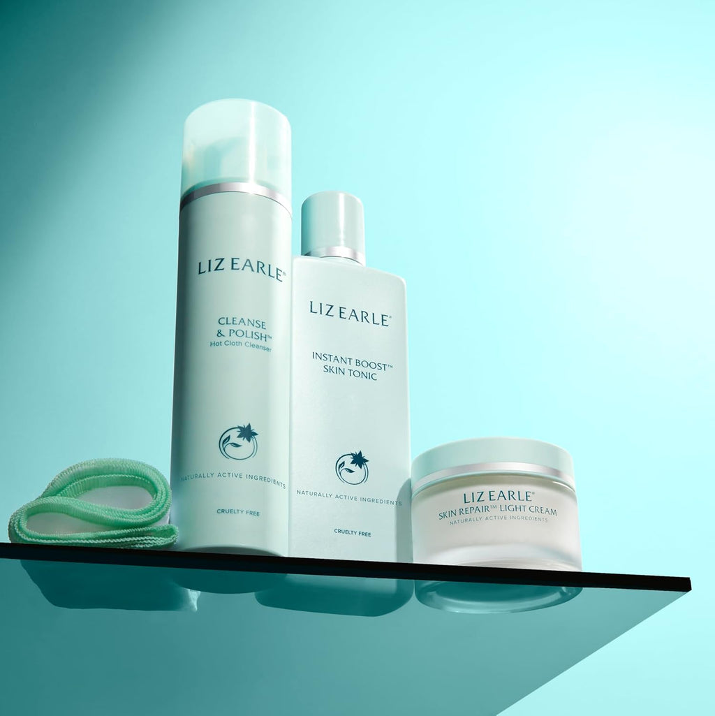Liz Earle Instant Boost Skin Tonic Face Toner - Hydrating Facial Toner for Dry Skin Enriched with Aloe Vera, Soothing Calendula & Vitamin E to Refresh and Revitalize Complexion (200 ml)