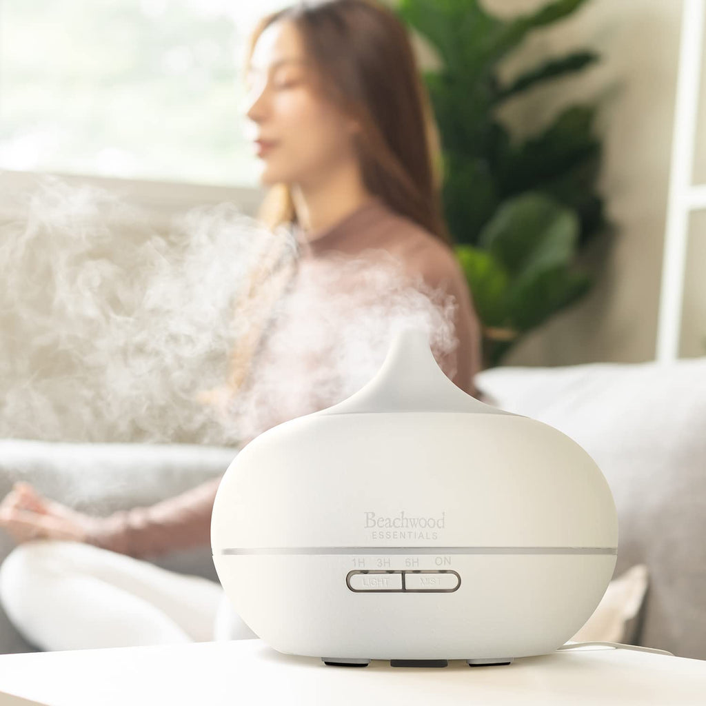Beachwood Essentials Ultimate Ultrasonic Aromatherapy Diffuser for Essential Oils - Therapeutic Grade, Helps You to Relax - 3 Timer & 7 Ambient Light Settings - Up to 16 Hours of Use - Bamboo, 300mL