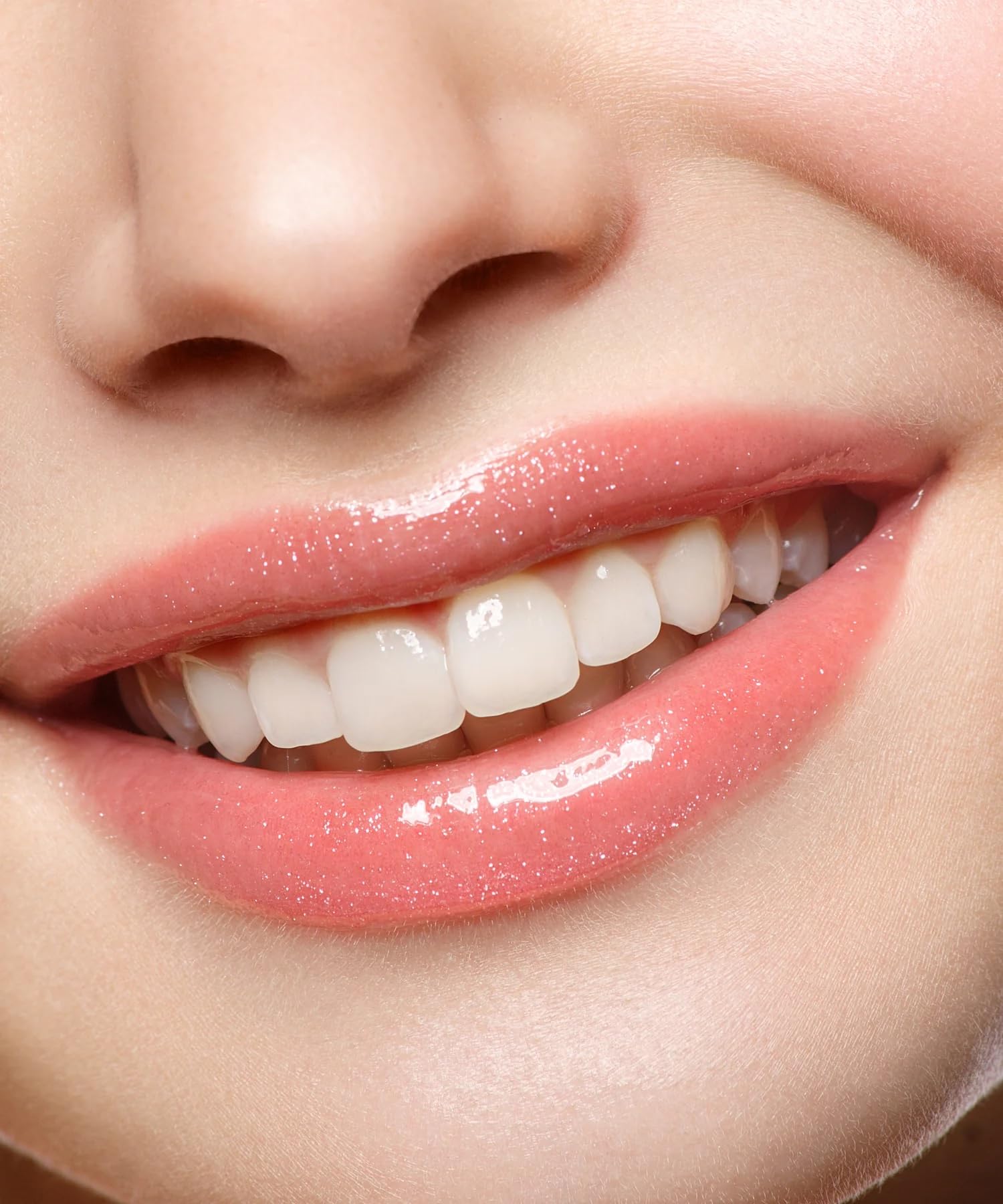 Infracyte LusciousLips Luscious Lips Main Attraction 326 Anti-aging, Moisturizing, Hydrating! Get younger, Sexier and Plumped Lips Instantly!