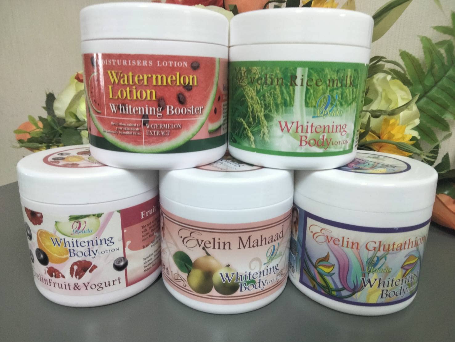Vipada Glutathione Whitening Body Lotion With Vitamin E & UVx2 *250ml Jar* (1)