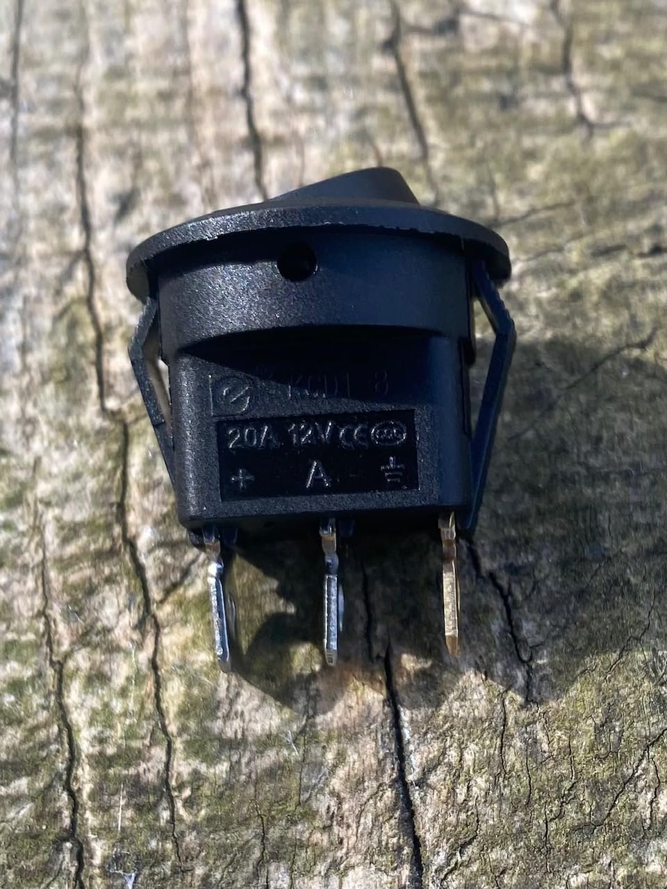 Dolphin Automotive Illuminated LED Round 3 Pin P Rocker ON/OFF 12v DC Dashboard Switch Parking Reverse Sensor Front Rear Reversing Sensors UK (4)