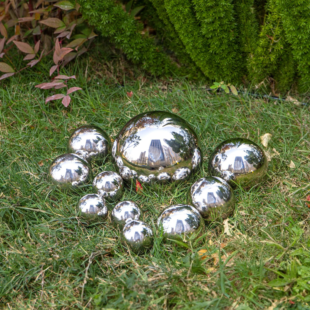yarlung Set of 10 Stainless Steel Gazing Balls, 50-150 mm Garden Mirror Globe Floating Pond Sphere, Silver Polished Hollow Ball Reflective Ornament for Home Yard Outdoor Lawn Decoration