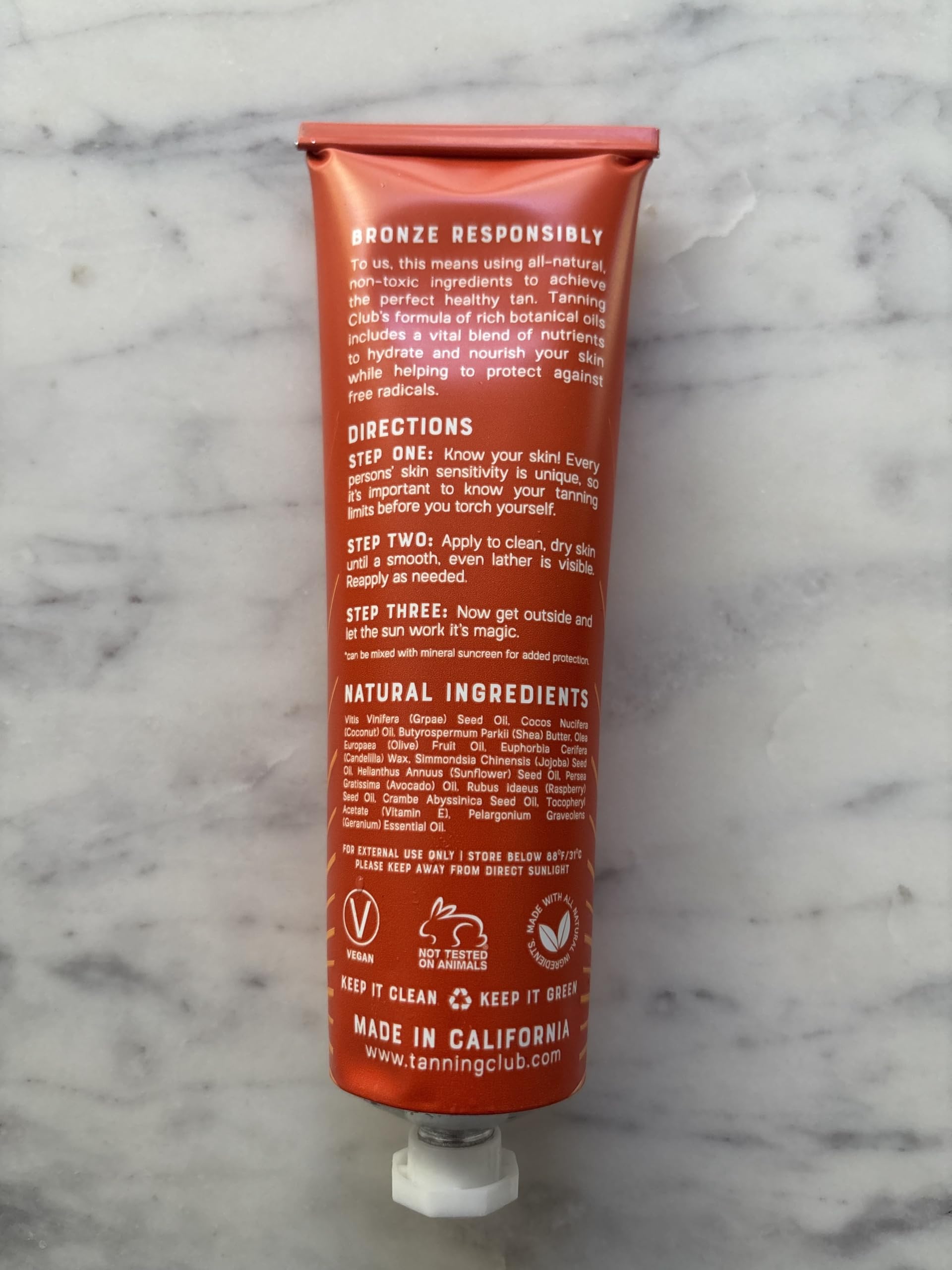 Tanning Club - Royal Tanning Balm - Hydrating Gel with Jojoba and Coconut Oil - Botanical Outdoor Sunscreen - 100 ml